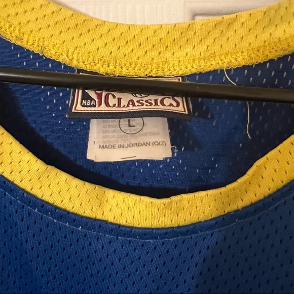 Alex English Classic 1987-1988 Jersey - Picture 4 of 4